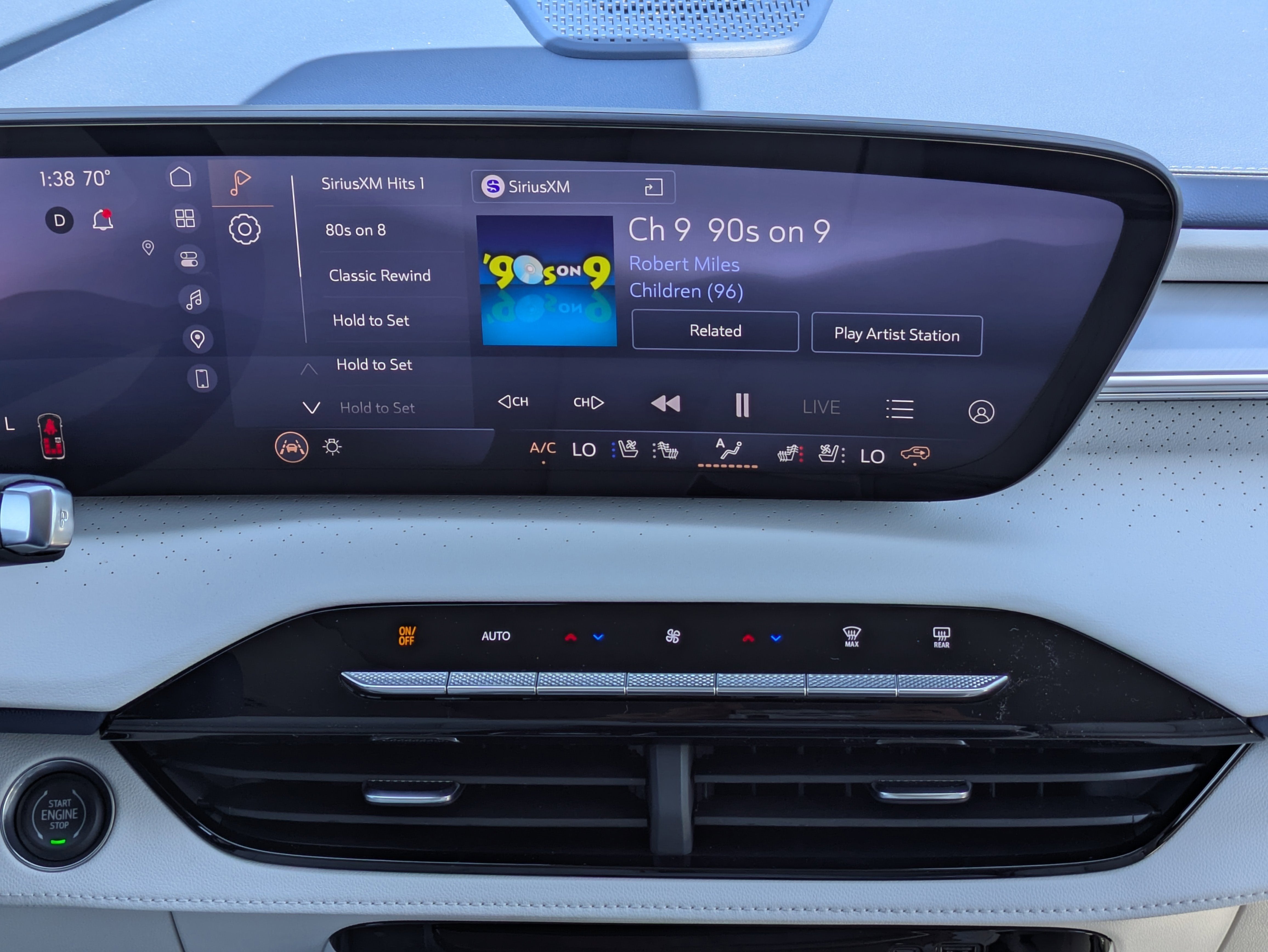 2026 Buick Enclave Avenir