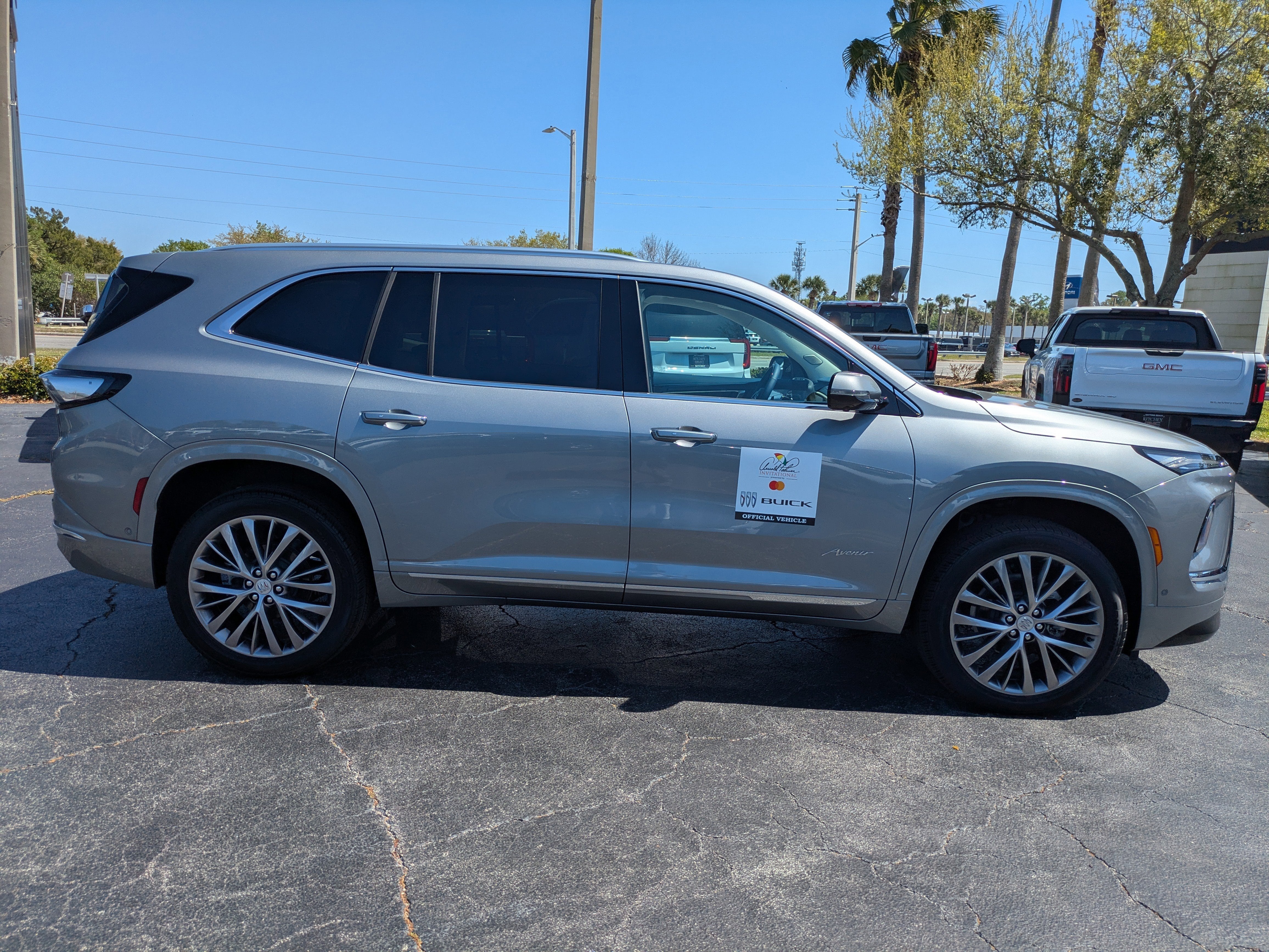 2026 Buick Enclave Avenir