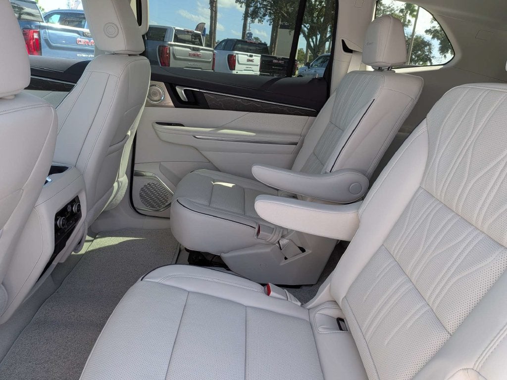2027 Buick Enclave Avenir