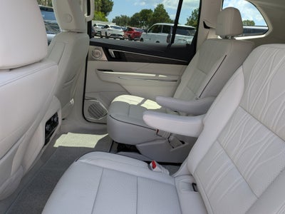 2027 Buick Enclave Avenir