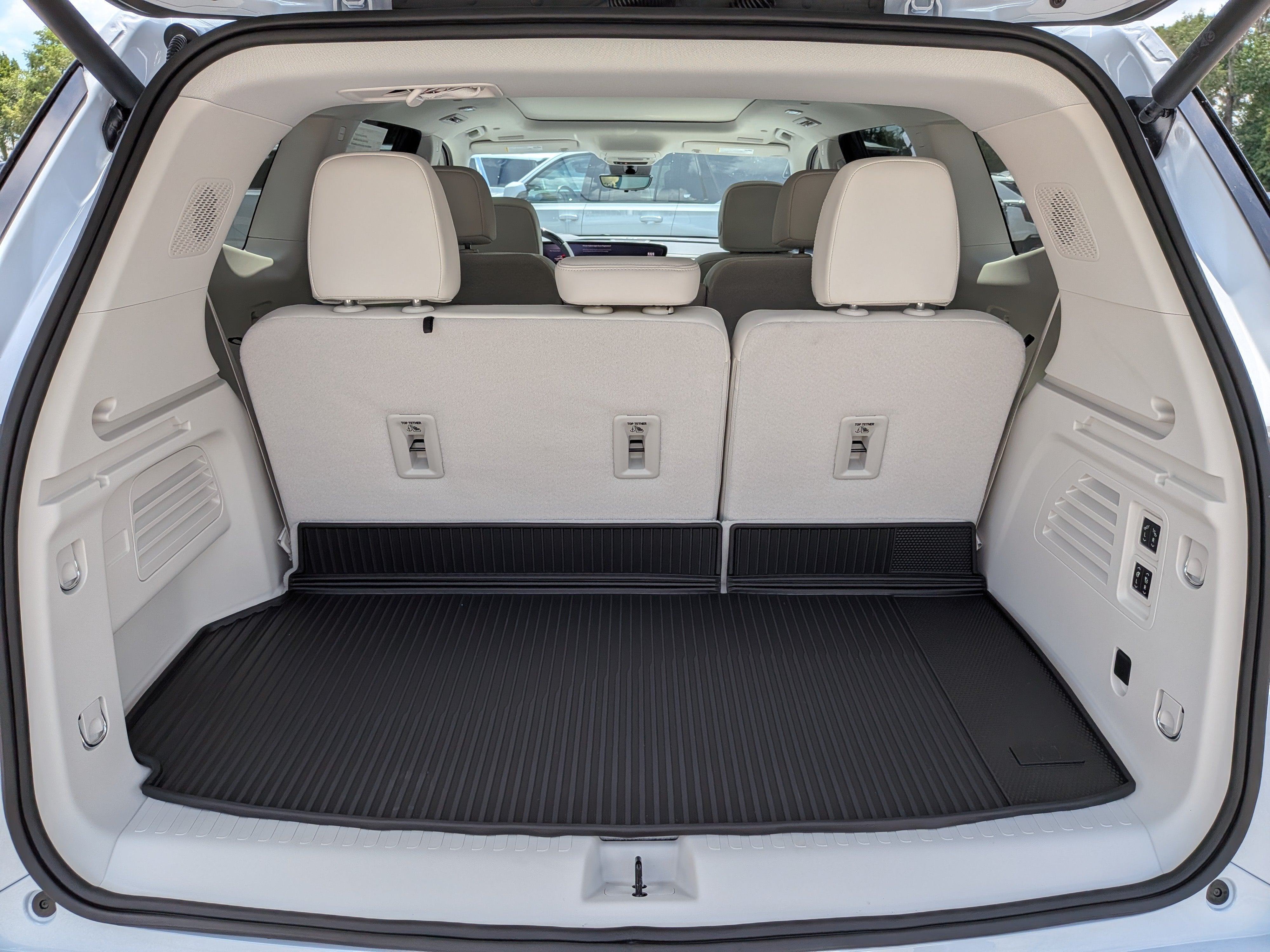 2027 Buick Enclave Avenir