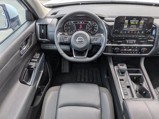2025 Nissan Pathfinder SL - Photo 14