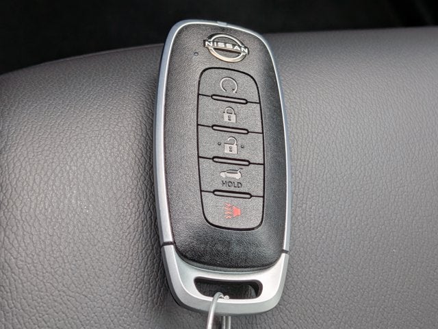 2025 Nissan Pathfinder SL FWD