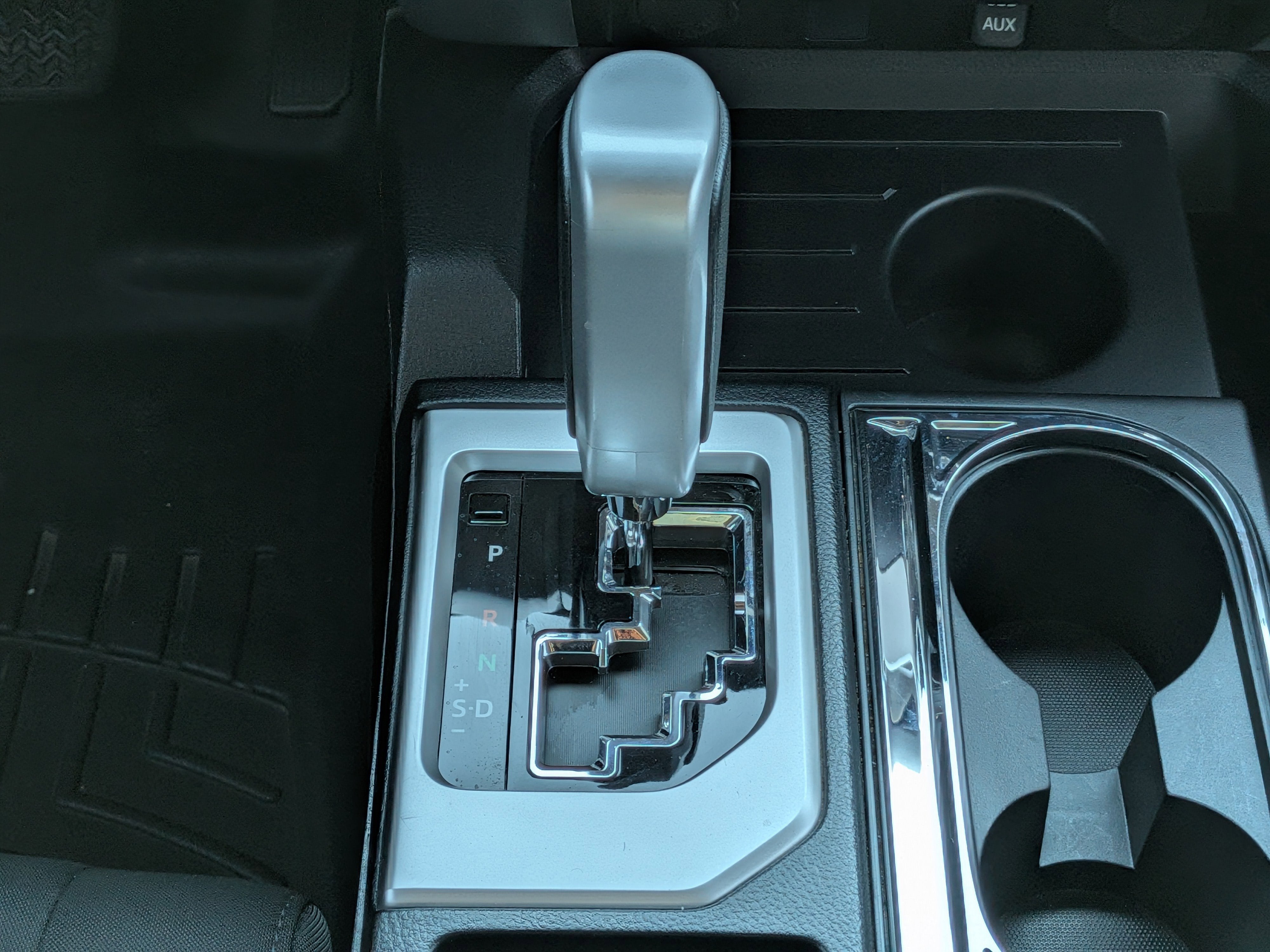 2016 Toyota Tundra 2WD Truck SR5
