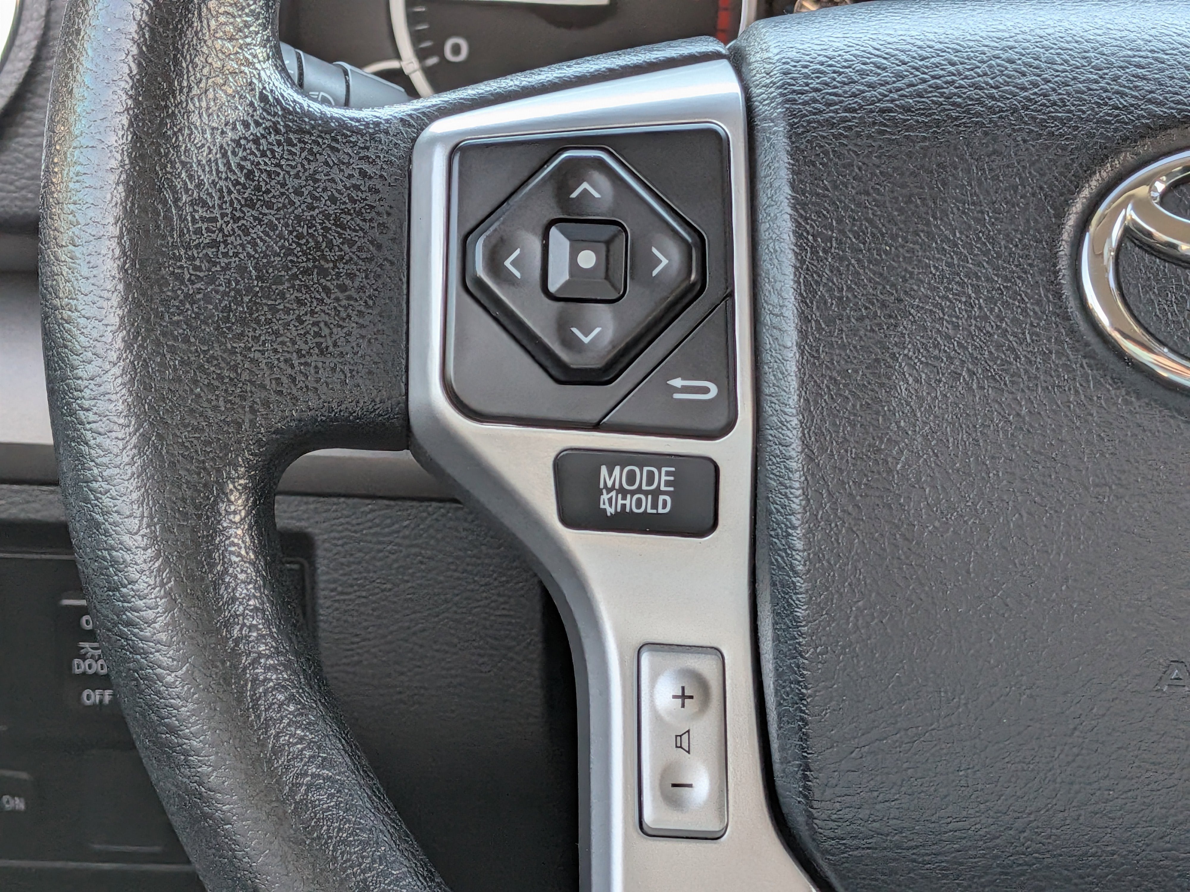 2016 Toyota Tundra 2WD Truck SR5