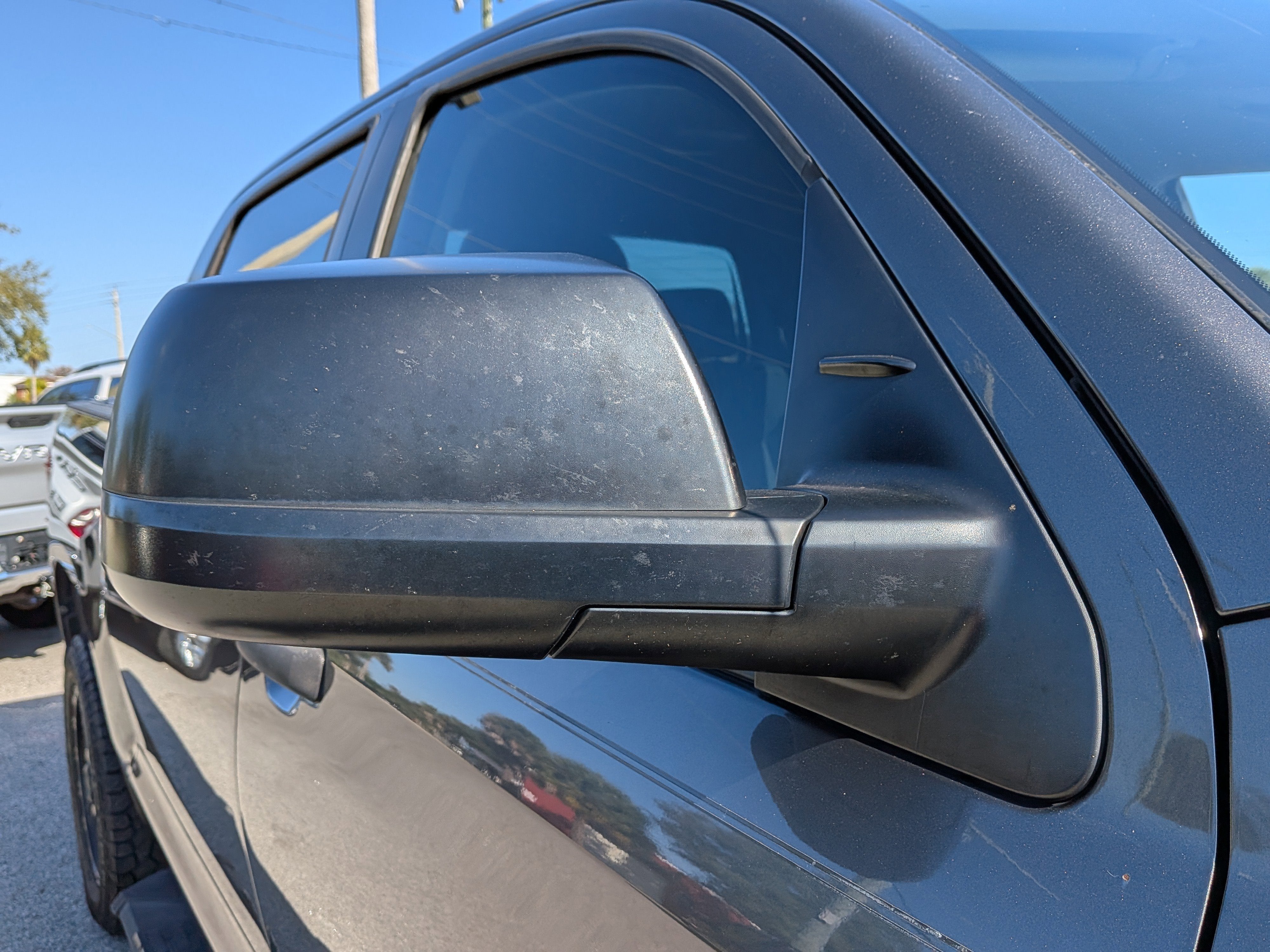 2015 Toyota Tundra SR5 5.7L V8