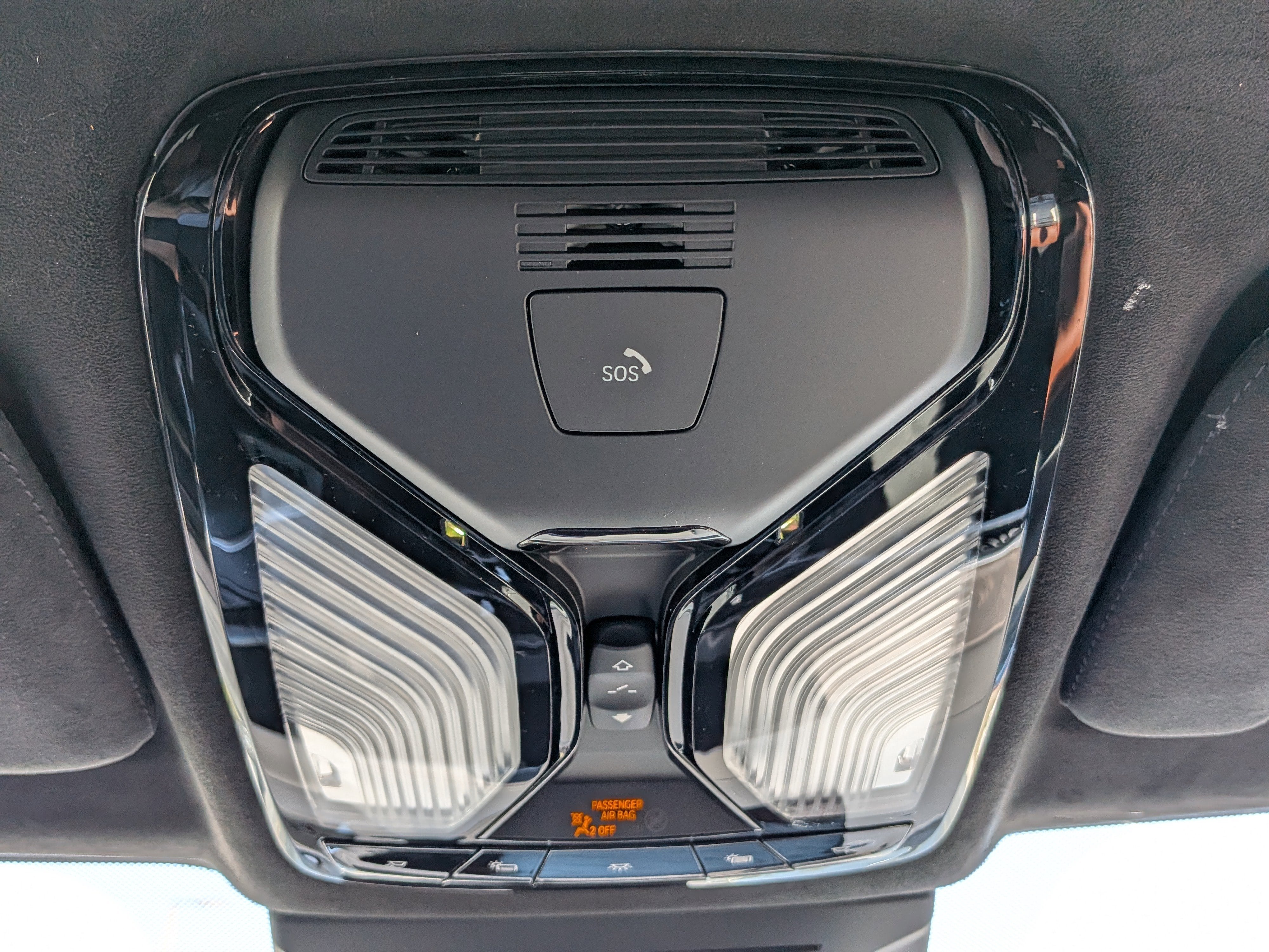 2024 BMW X7 M60i