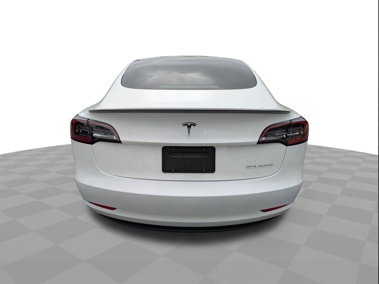 2022 Tesla Model 3 Performance Dual Motor All-Wheel Drive