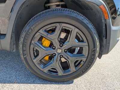 2022 RIVIAN R1T Adventure Package