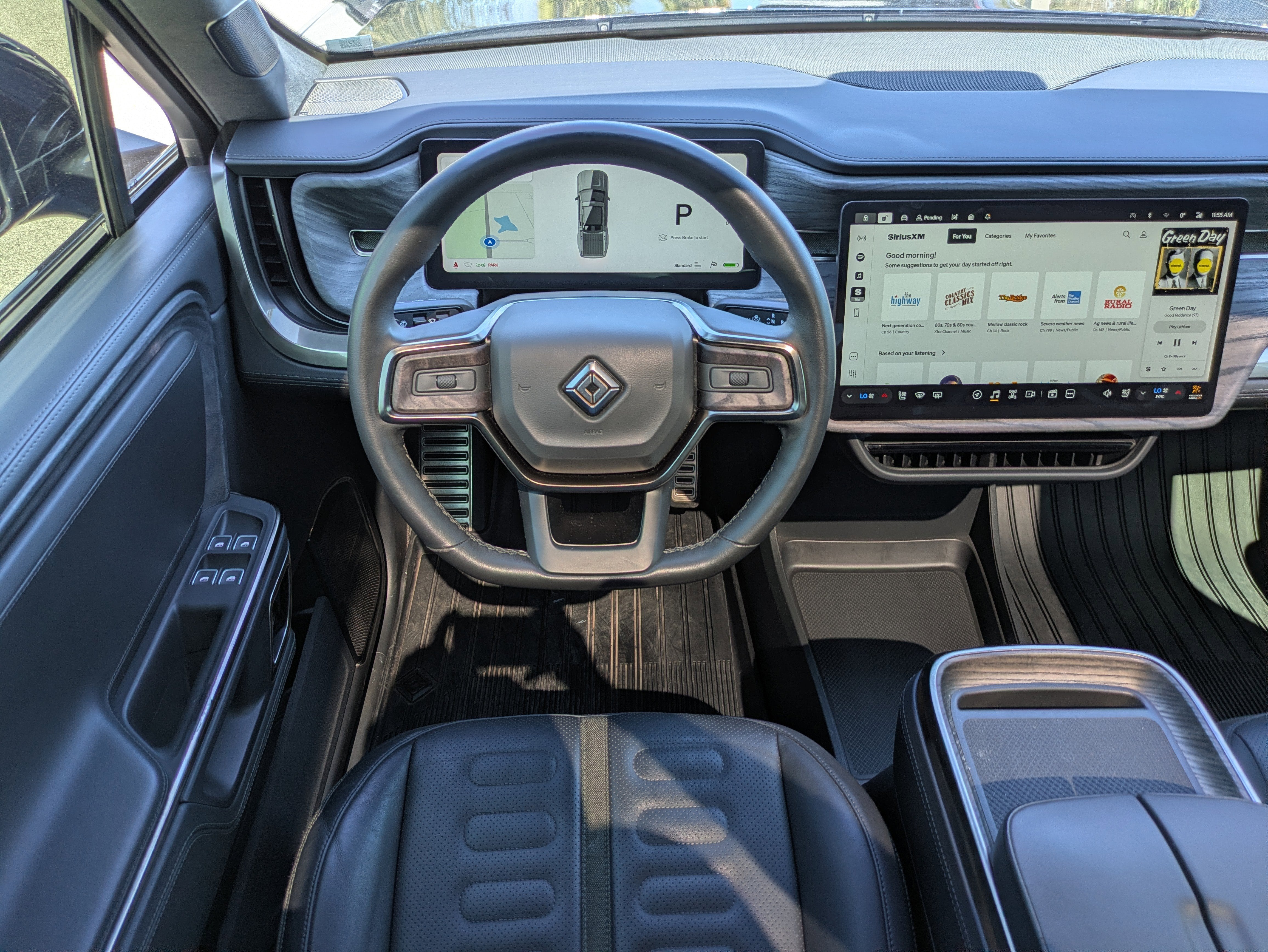 2022 RIVIAN R1T Adventure Package