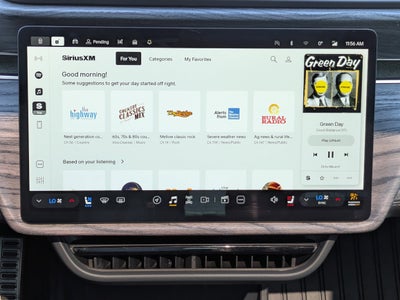 2022 RIVIAN R1T Adventure Package