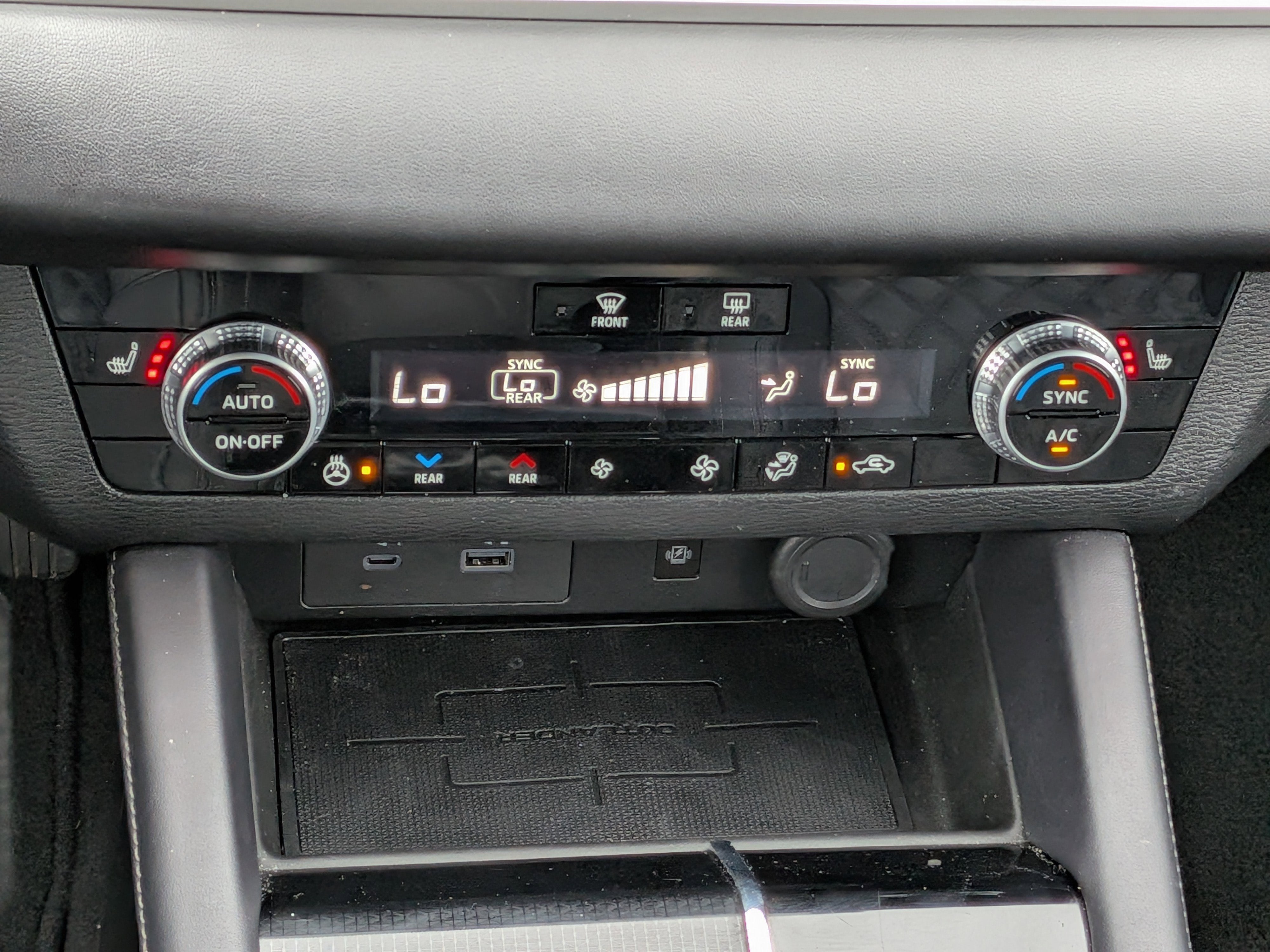 2023 Mitsubishi Outlander SEL Black Edition 2WD