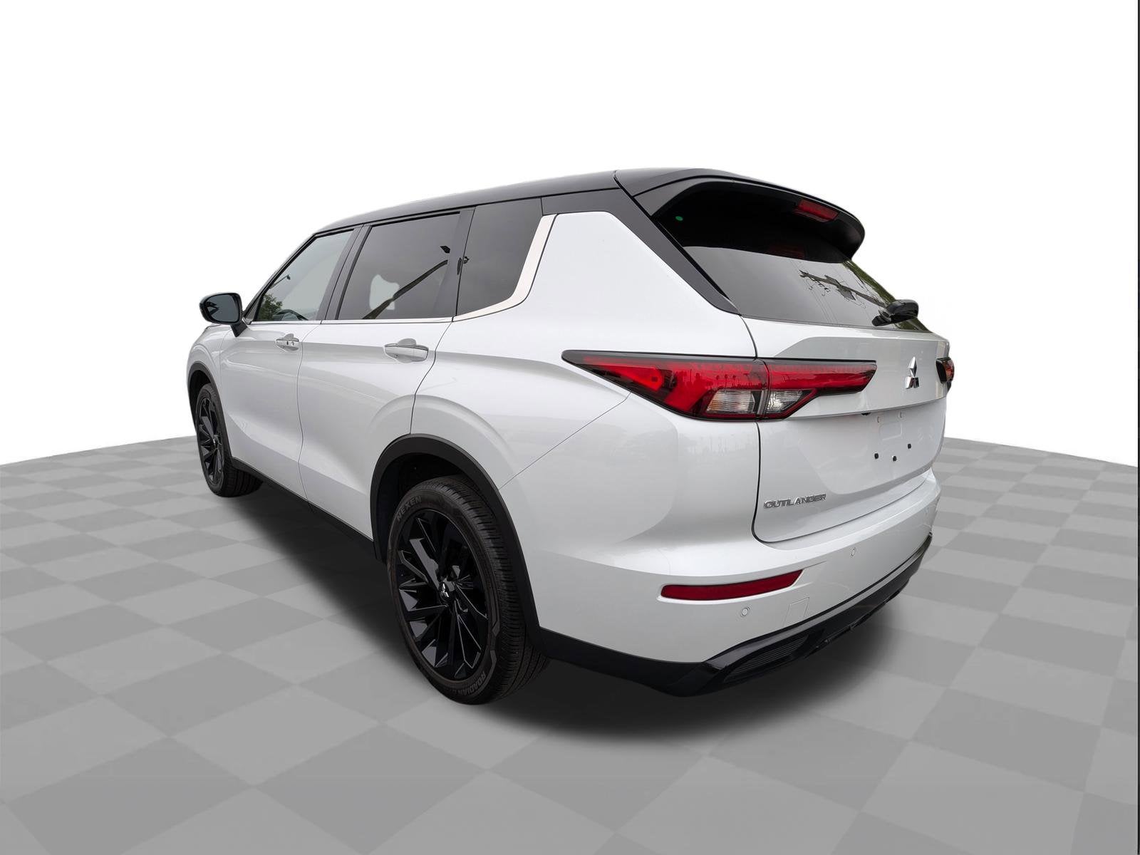 2023 Mitsubishi Outlander SEL Black Edition 2WD