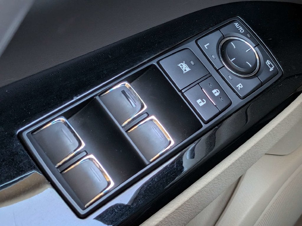 2018 Lexus LX LX 570