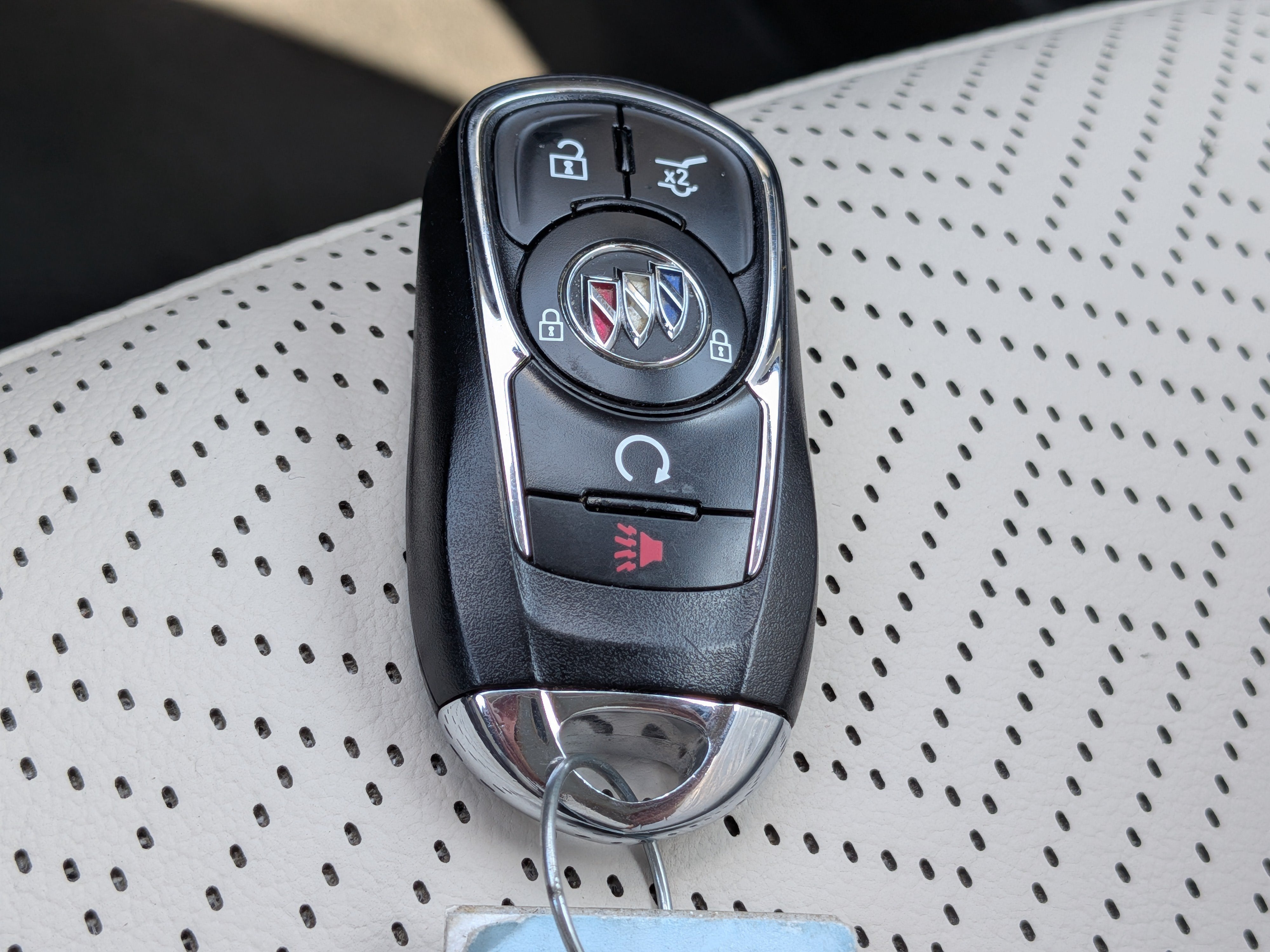 2021 Buick Encore GX Essence - Photo 35