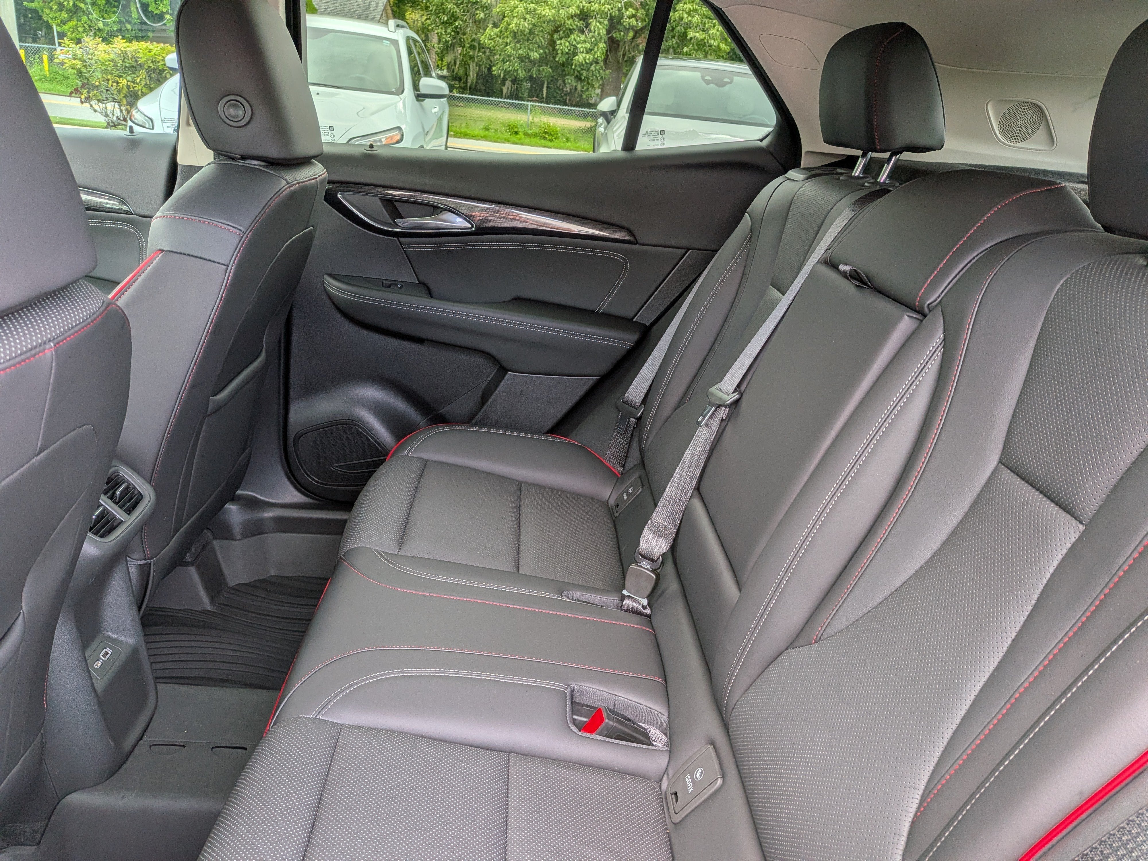 2023 Buick Envision Essence - Photo 16