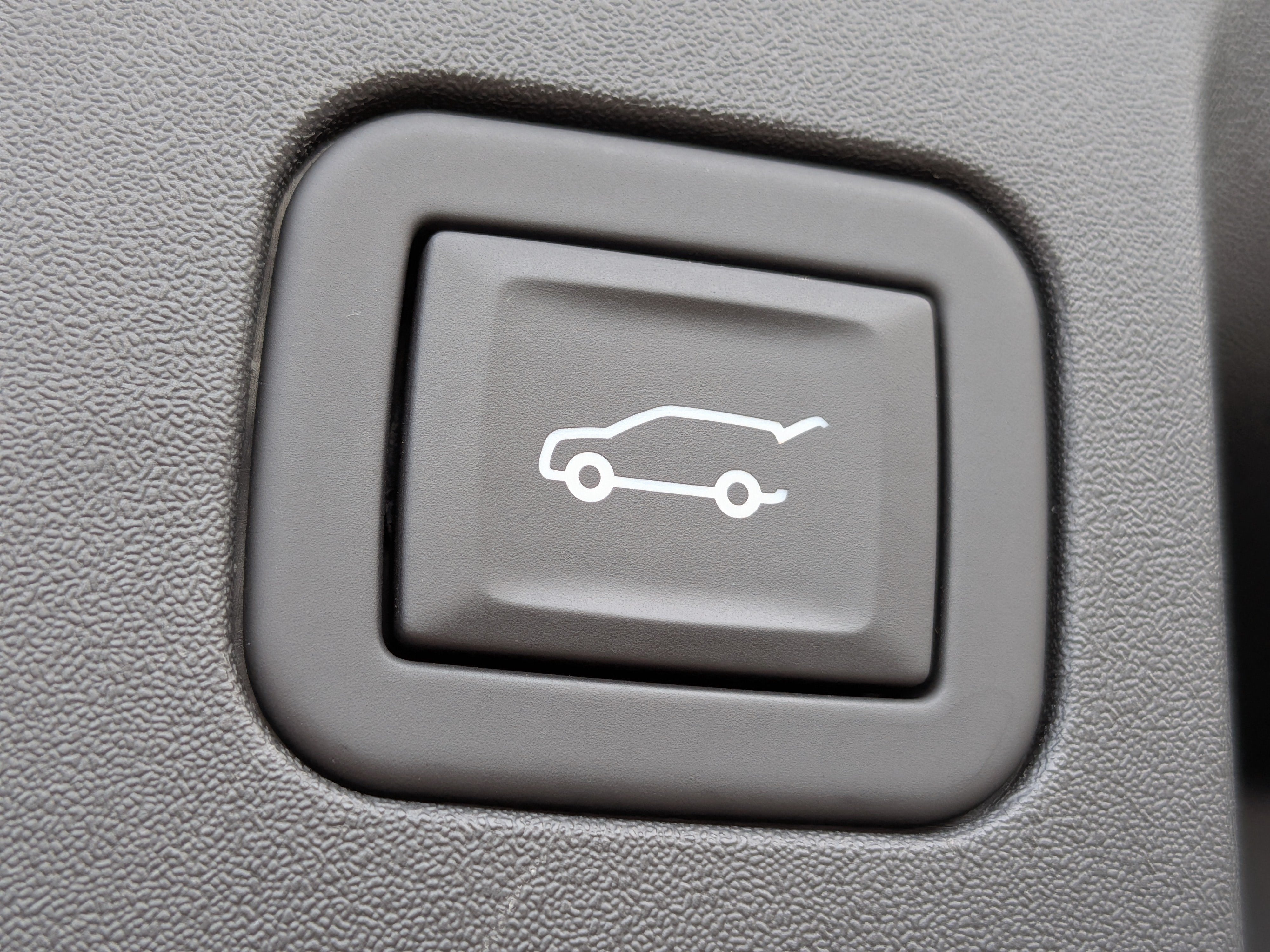 2023 Buick Envision Essence - Photo 18