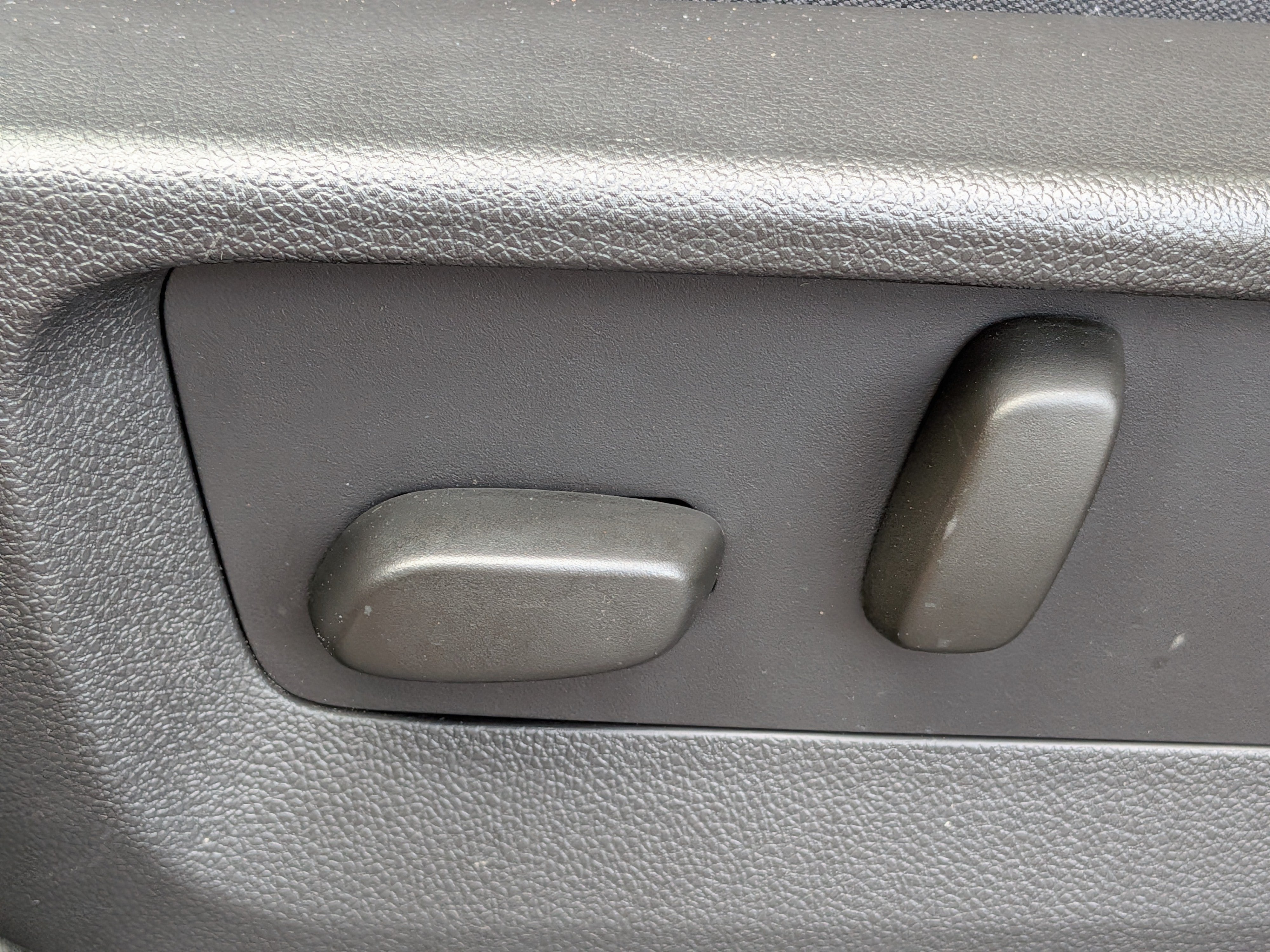 2023 Buick Envision Essence - Photo 22