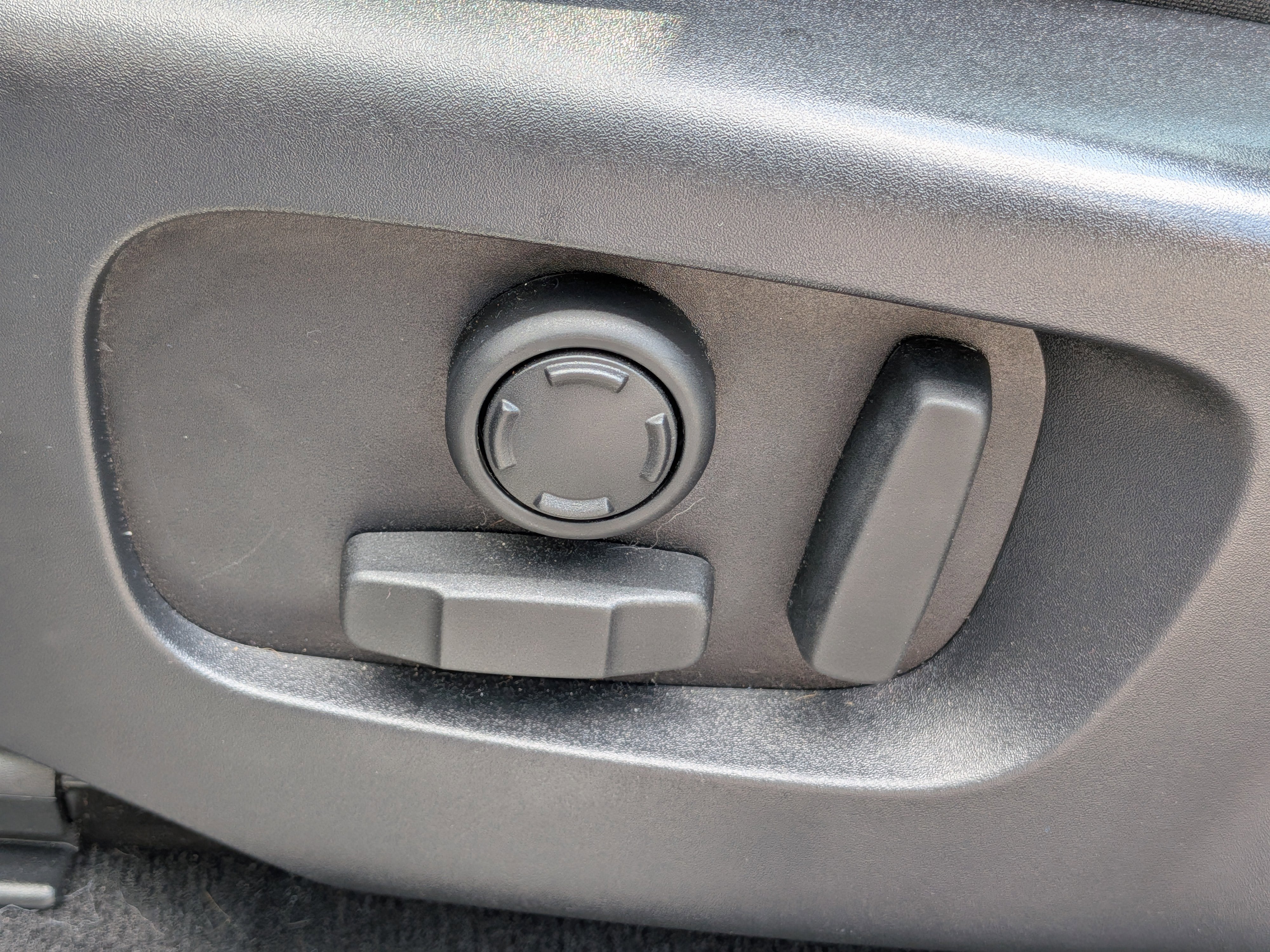 2023 Land Rover Discovery Sport SE - Photo 22