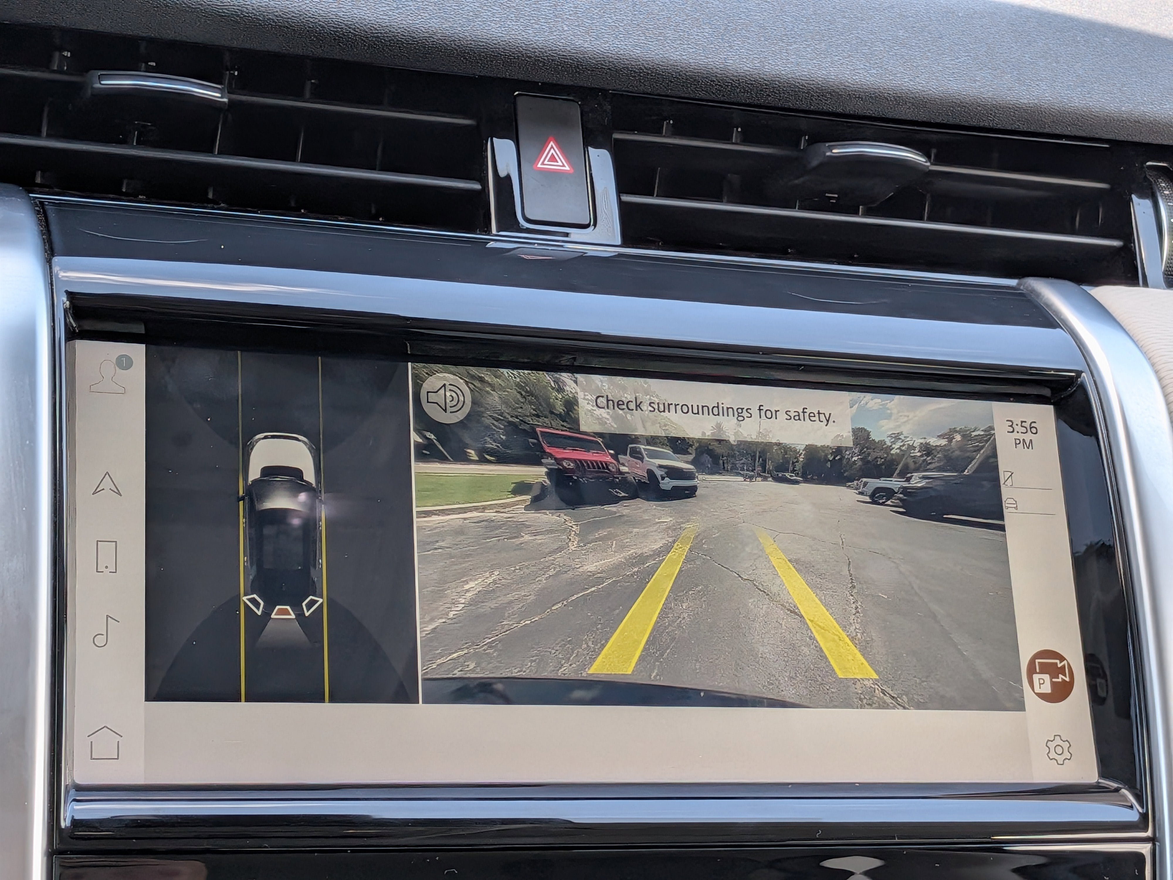 2023 Land Rover Discovery Sport SE - Photo 32