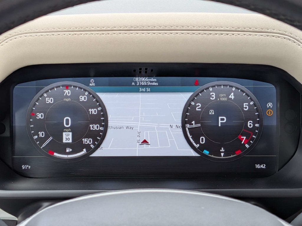 2021 Land Rover Defender 110 SE