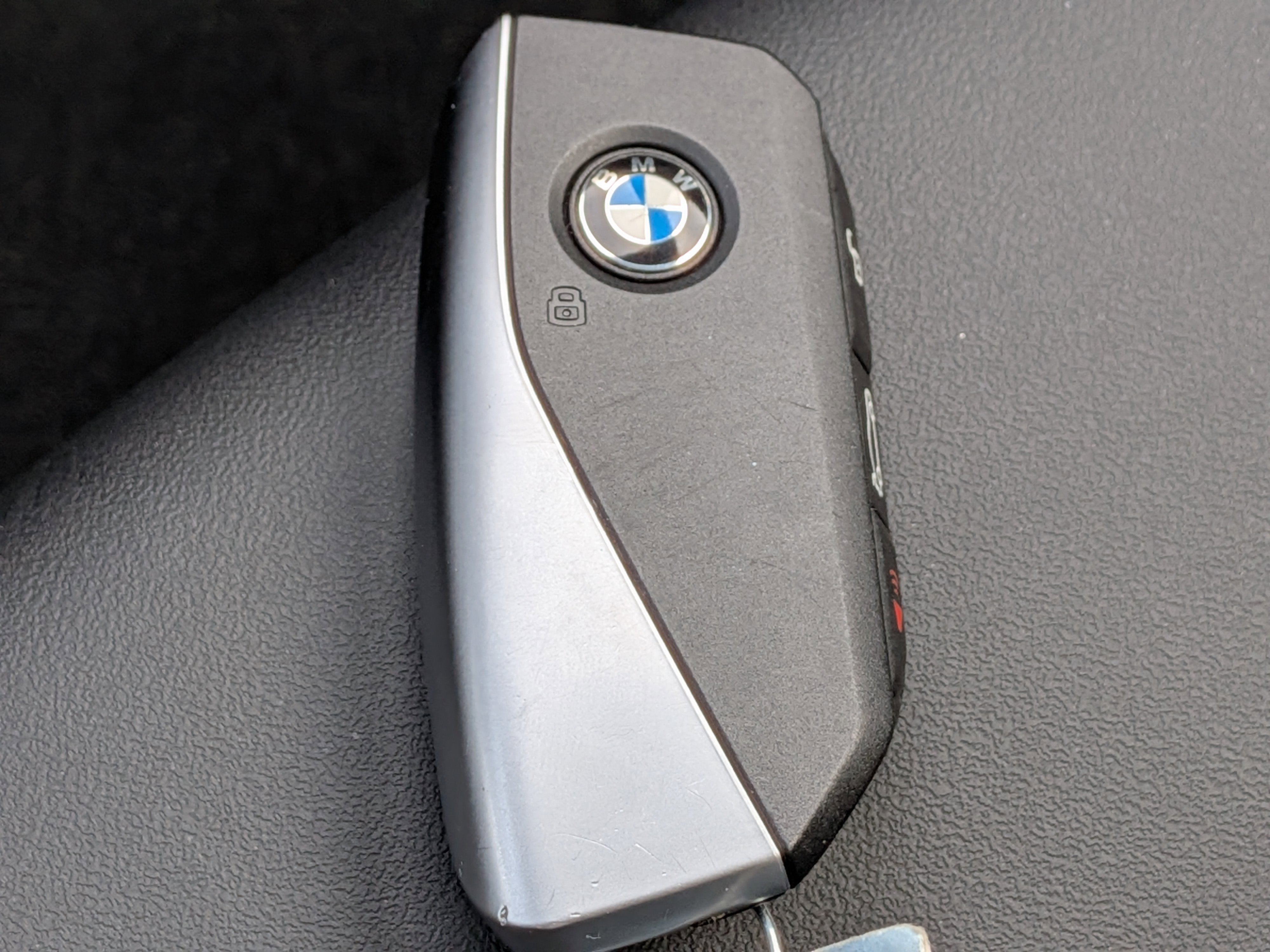 2024 BMW X2 xDrive28i