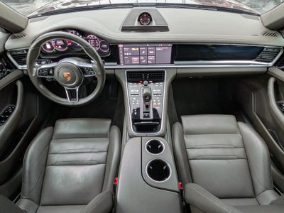 2019 Porsche Panamera 4