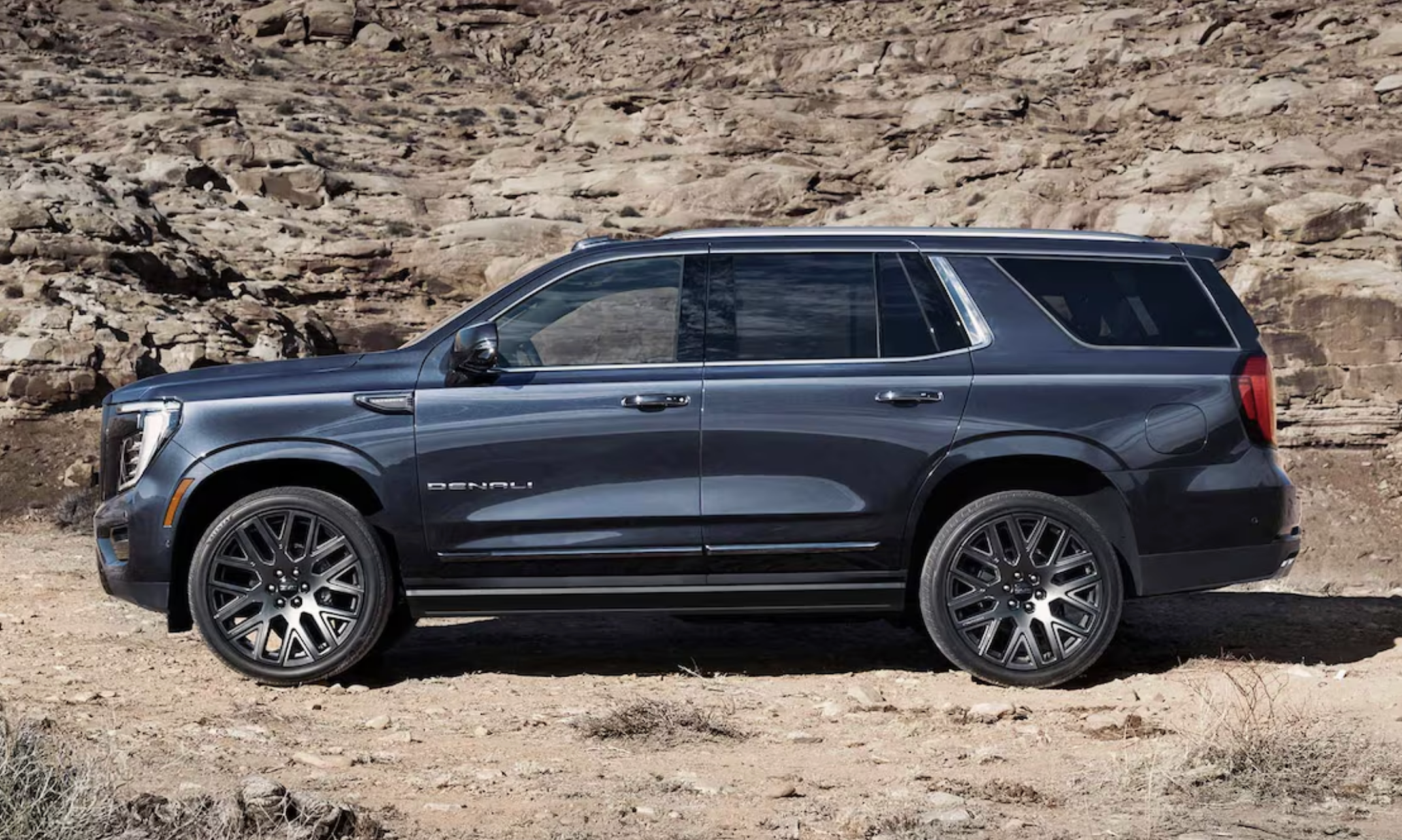 The GMC Yukon XL: When You Need Max Cargo Space